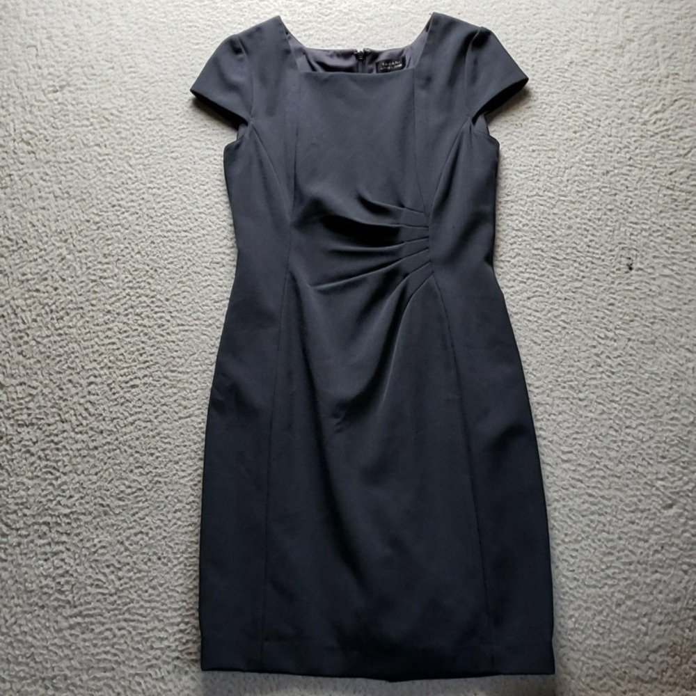 Tahari Arthur S. Levine Dress Womens 6 Blue Short Sleeve Boat Neck Sheath Ruched